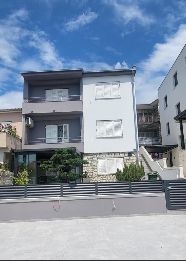 Apartments Maslina & Pinija Цриквеница Экстерьер фото